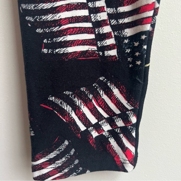 LuLaRoe American Flag & Statue of Liberty Legging Bundle - OS - Picture 11 of 15